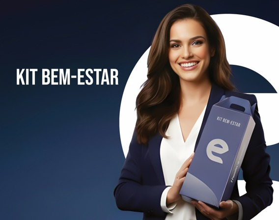 Consultora apresentando a embalagem do Kit Bem-Estar Business